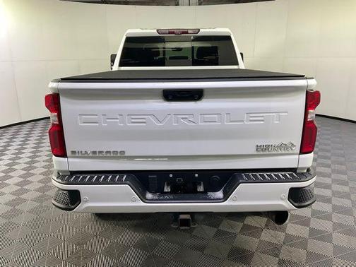 2022 Chevrolet Silverado 2500 High Country