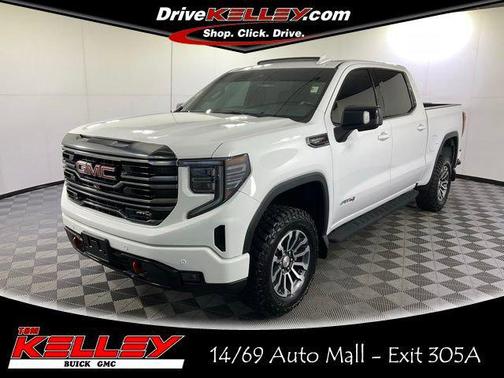 Summit White 2022 GMC Sierra 1500 AT4