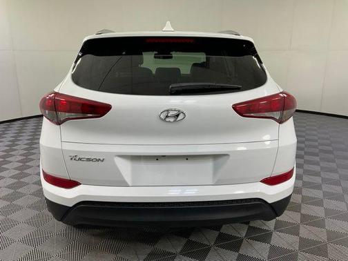 2017 Hyundai TUCSON SE Plus