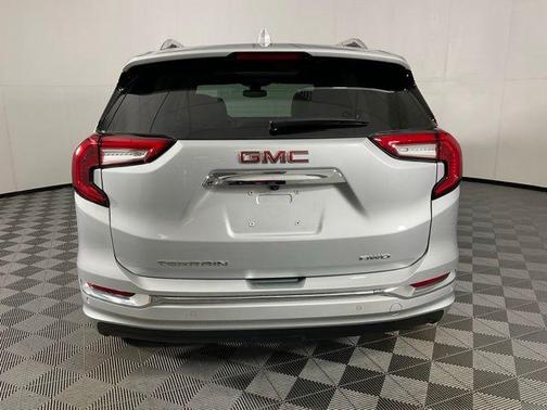 2022 GMC Terrain Denali
