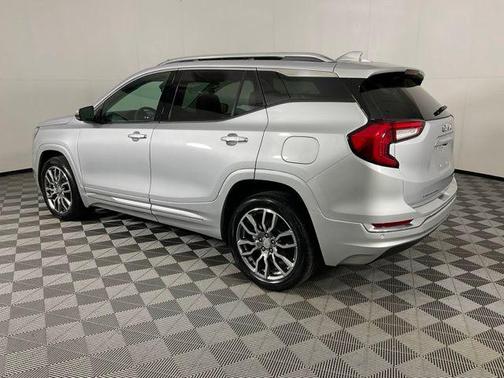 2022 GMC Terrain Denali