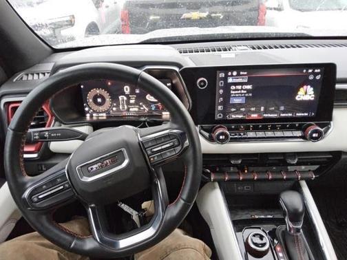 2023 GMC Canyon AT4X