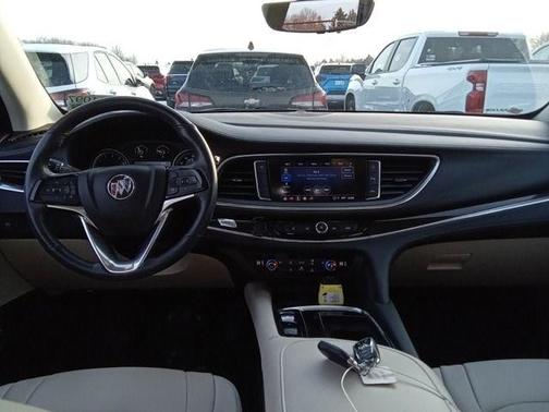 2024 Buick Enclave Essence FWD