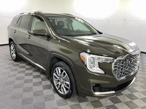 2023 GMC Terrain Denali
