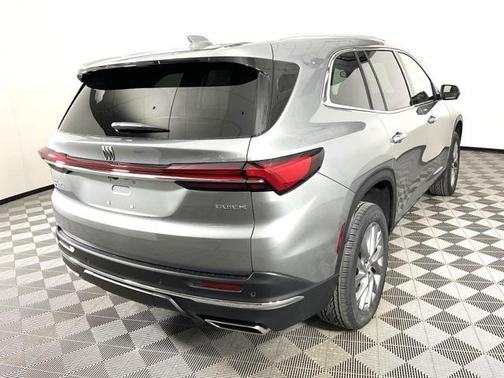 2025 Buick Enclave Preferred FWD