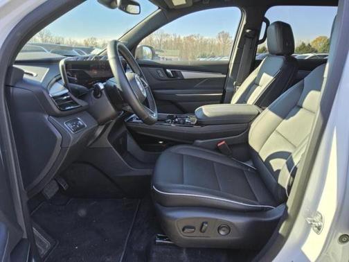 2025 Buick Enclave Preferred FWD