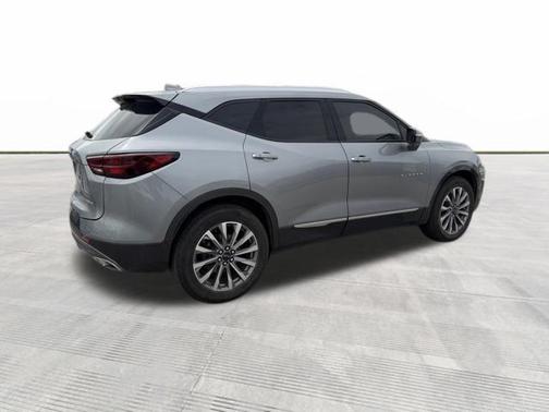 Sterling Metallic 2023 Chevrolet Blazer Premier