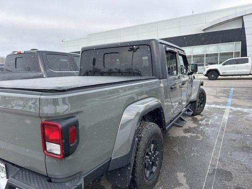 2021 Jeep Gladiator Willys 4x4