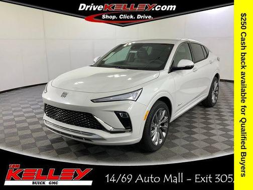 White Frost Tricoat 2026 Buick Envista Avenir FWD