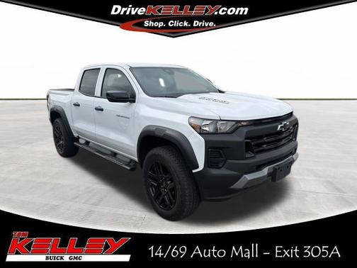 Summit White 2024 Chevrolet Colorado Trail Boss