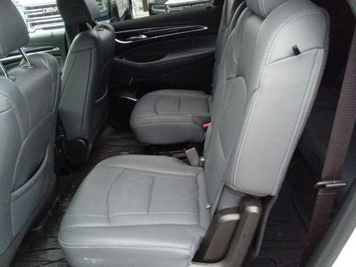 2024 Buick Enclave Essence AWD