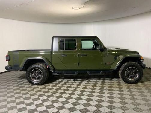 Sarge Green Clearcoat 2022 Jeep Gladiator Rubicon