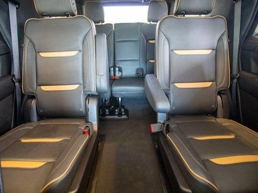 2024 GMC Yukon 4WD AT4