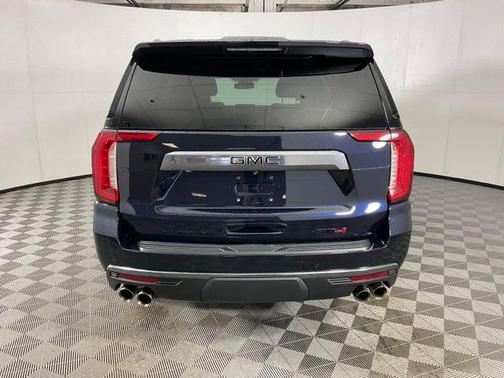 2024 GMC Yukon 4WD AT4