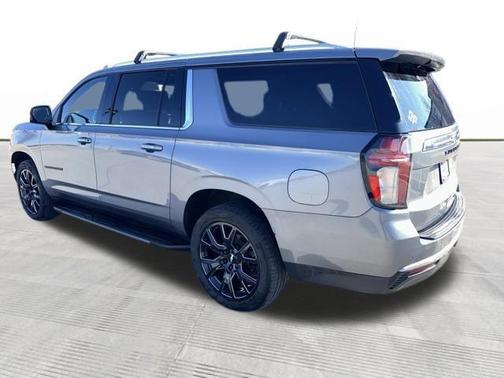 2021 Chevrolet Suburban LT