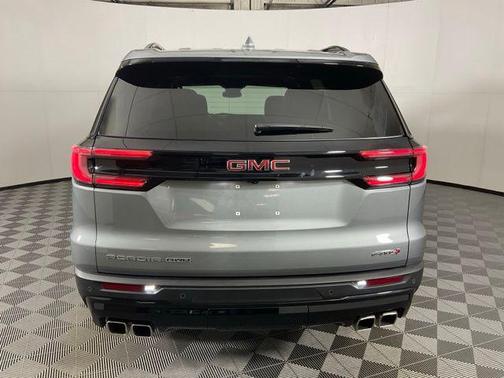 2024 GMC Acadia AWD AT4