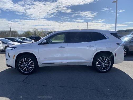 2025 Buick Enclave Avenir FWD