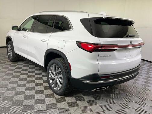 2025 Buick Enclave Preferred FWD