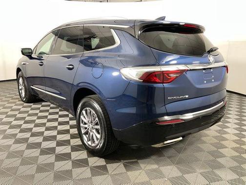 2023 Buick Enclave Essence FWD