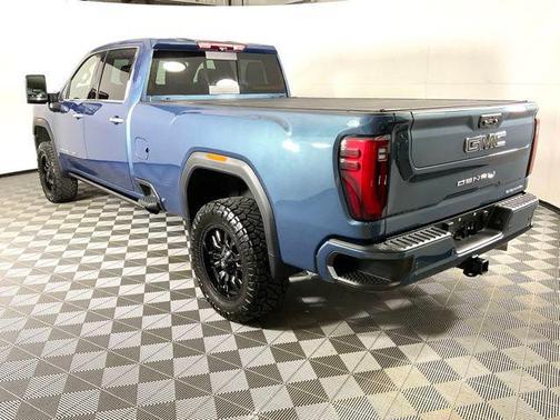 2024 GMC Sierra 3500 Denali