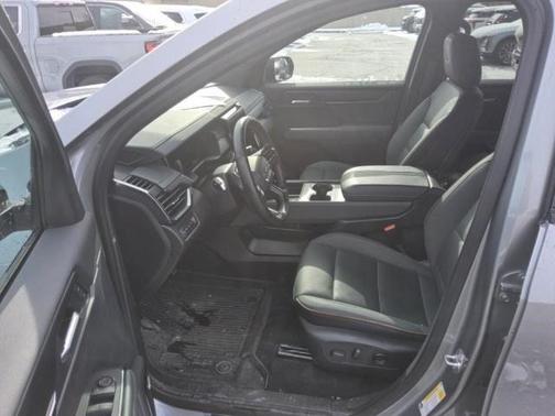 2024 GMC Acadia AWD AT4