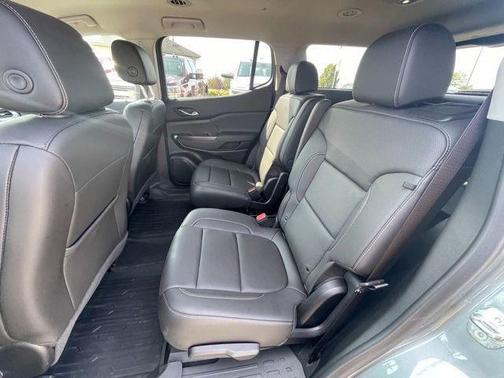 2023 GMC Acadia FWD SLT