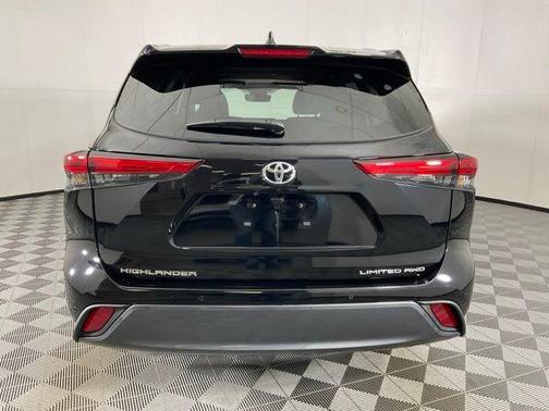 2023 Toyota Highlander Limited