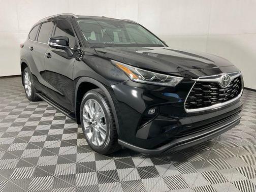 2023 Toyota Highlander Limited
