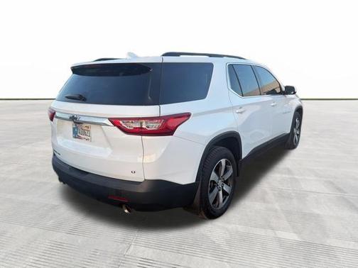 2021 Chevrolet Traverse LT Leather