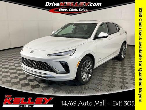 White Frost Tricoat 2026 Buick Envista Avenir FWD