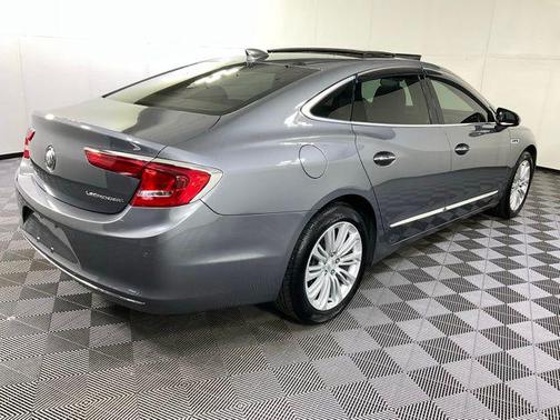 2018 Buick LaCrosse Essence