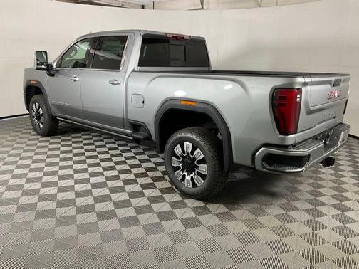 2025 GMC Sierra 2500 Denali