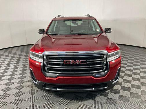 2023 GMC Acadia AWD AT4