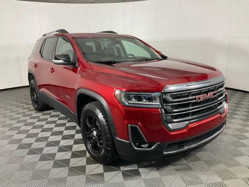 2023 GMC Acadia AWD AT4