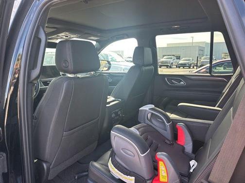 2023 Chevrolet Tahoe 4WD RST