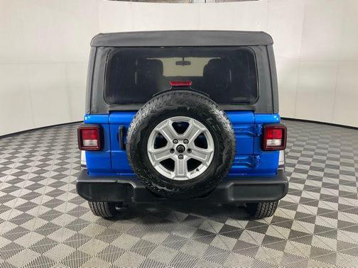 2022 Jeep Wrangler Unlimited Sport