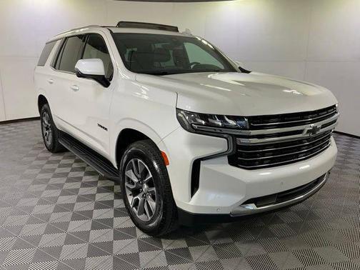 Iridescent Pearl Tricoat 2022 Chevrolet Tahoe LT