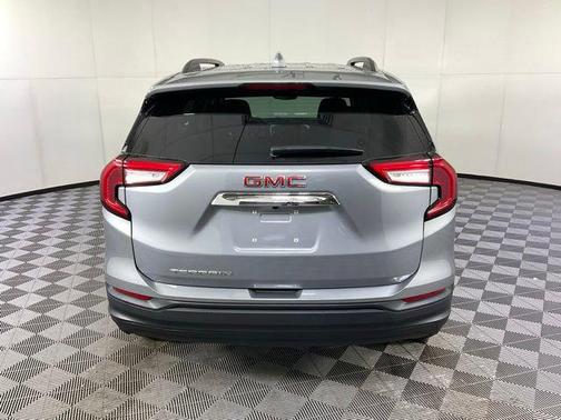 Sterling Metallic 2024 GMC Terrain SLE
