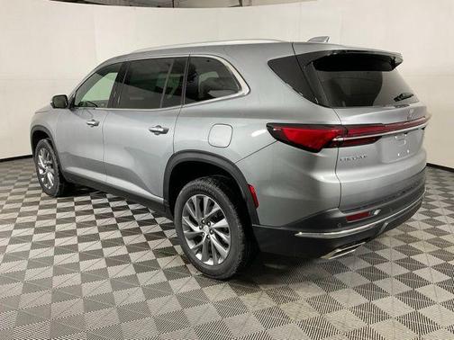 2025 Buick Enclave Preferred FWD