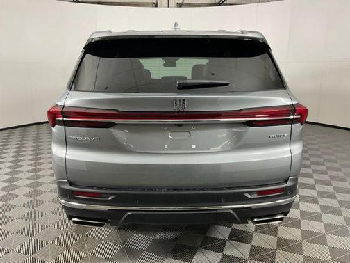 2025 Buick Enclave Preferred FWD