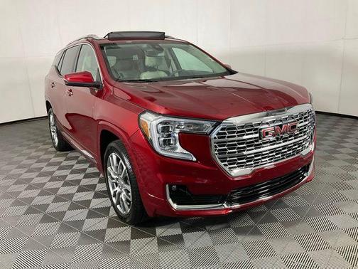 2023 GMC Terrain Denali