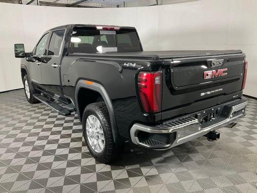 2024 GMC Sierra 2500 SLT