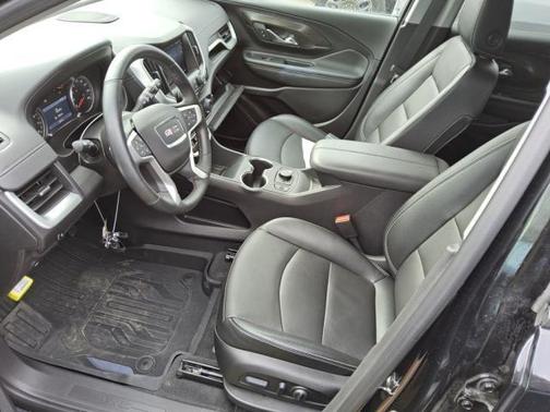 Ebony Twilight Metallic 2024 GMC Terrain SLT