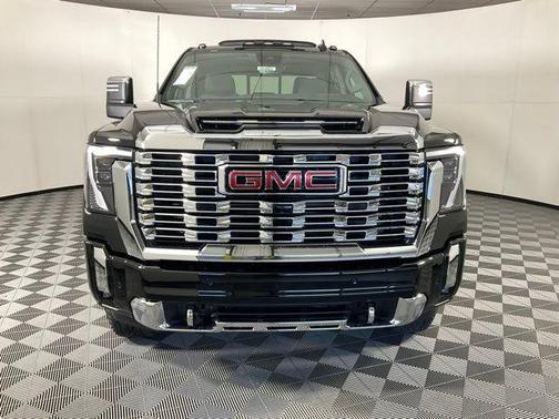 2025 GMC Sierra 2500 Denali