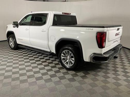 2023 GMC Sierra 1500 SLE