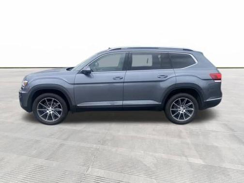 Platinum Gray Metallic 2019 Volkswagen Atlas 3.6L SEL Premium