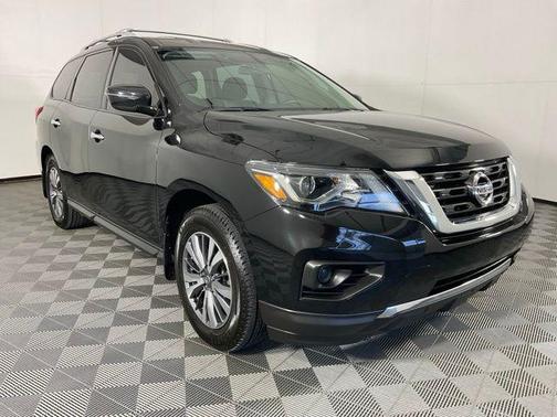 2020 Nissan Pathfinder S 4WD