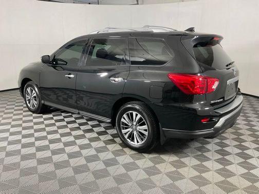2020 Nissan Pathfinder S 4WD