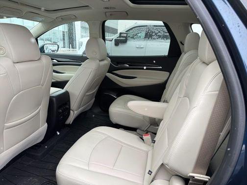 2024 Buick Enclave Essence AWD