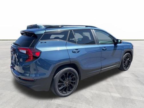 Downpour Metallic 2024 GMC Terrain SLE